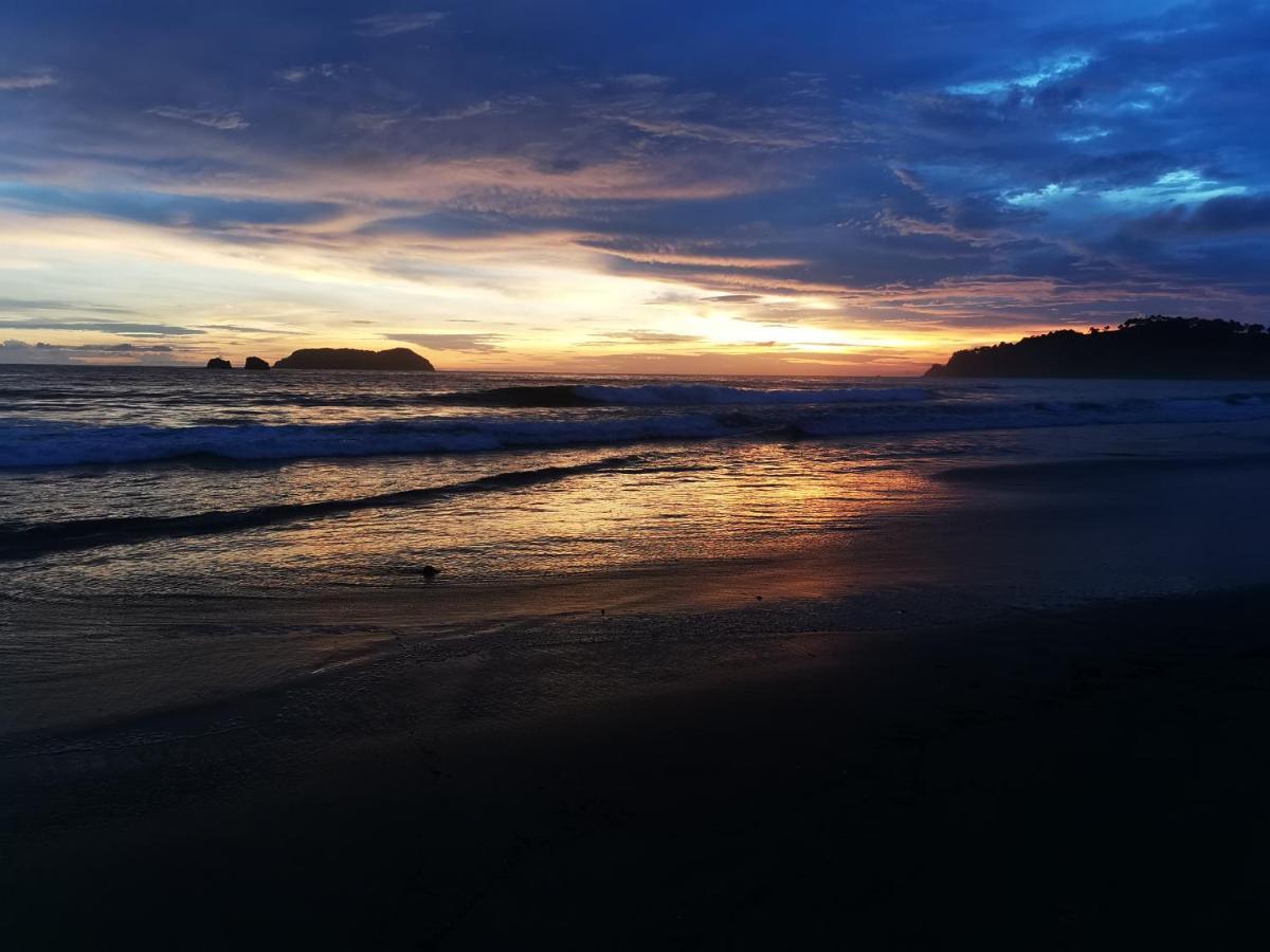 Cabinas Cafe Del Mar Hotel มานูเอล อันโตนิโอ ภายนอก รูปภาพ