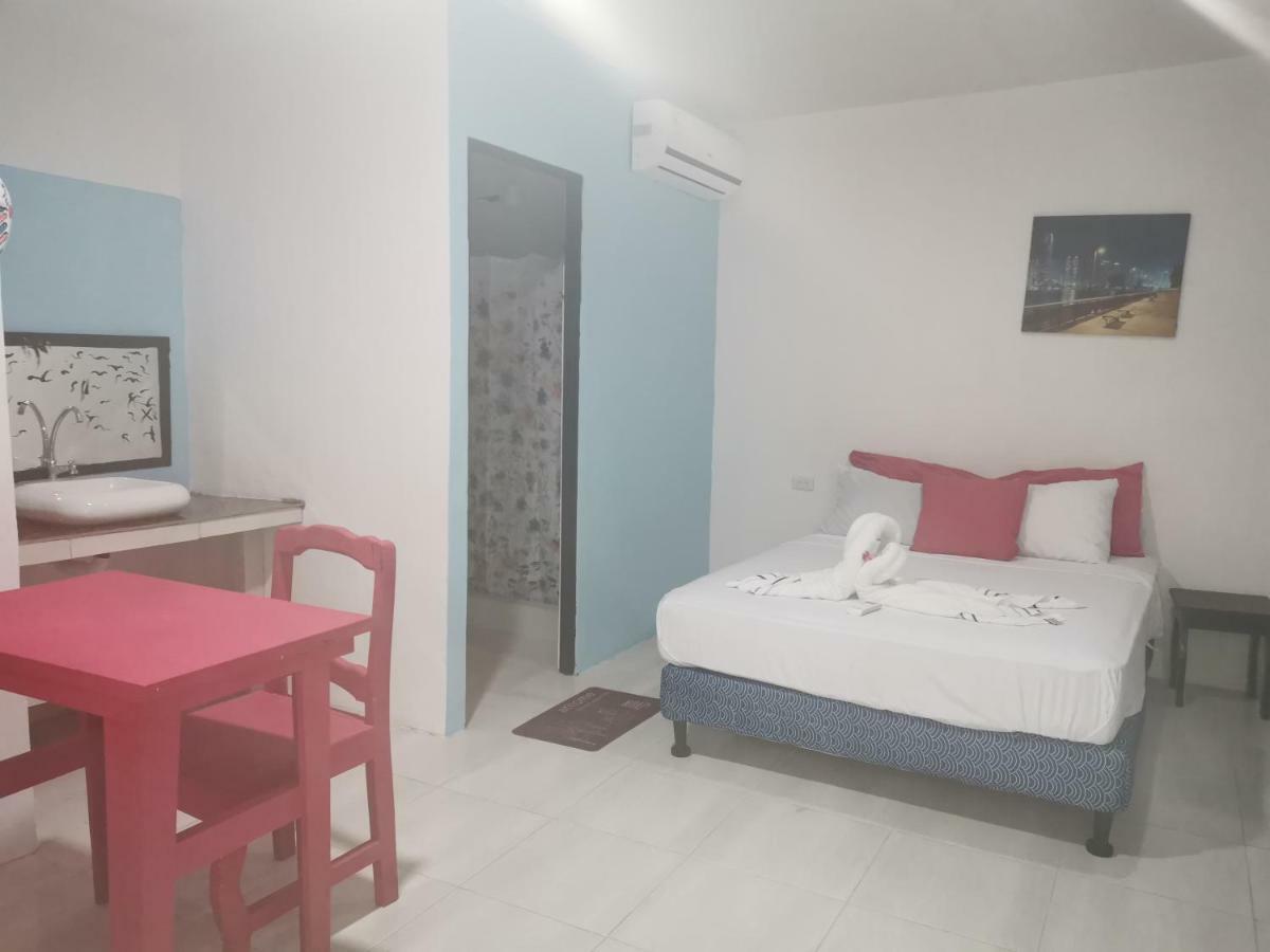 Cabinas Cafe Del Mar Hotel มานูเอล อันโตนิโอ ภายนอก รูปภาพ